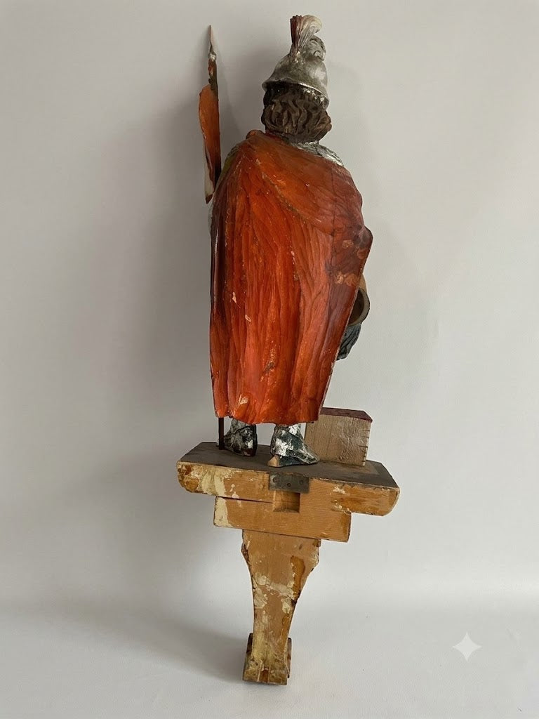 Imposante sakrale Holzskulptur „Heiliger Florian“ – Meisterhaft geschnitzt und gefasst, um 1800