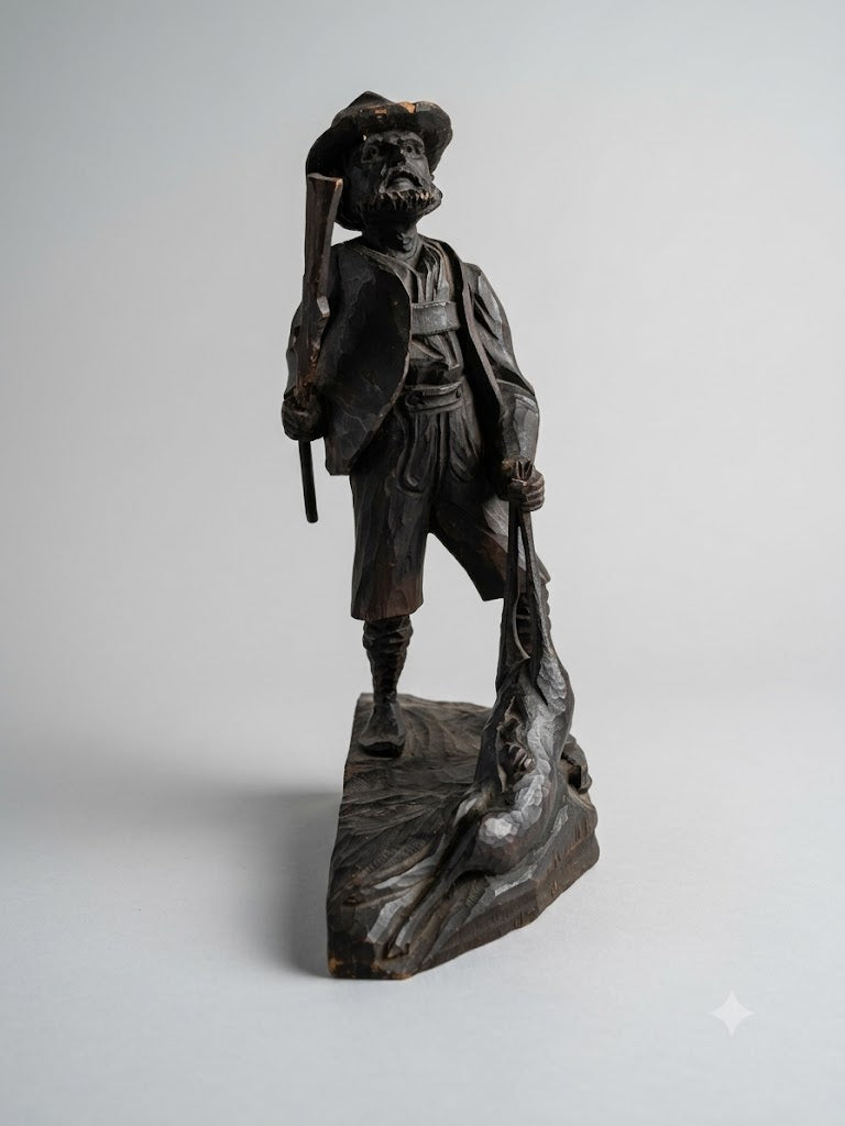 Urige Holzschnitzerei: „Wilderer mit erlegter Gams“ aus dem Salzkammergut (um 1850)