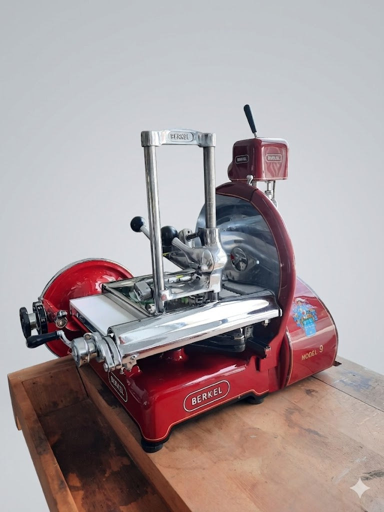 Restaurierte Schwungrad-Maschine Berkel Model 9