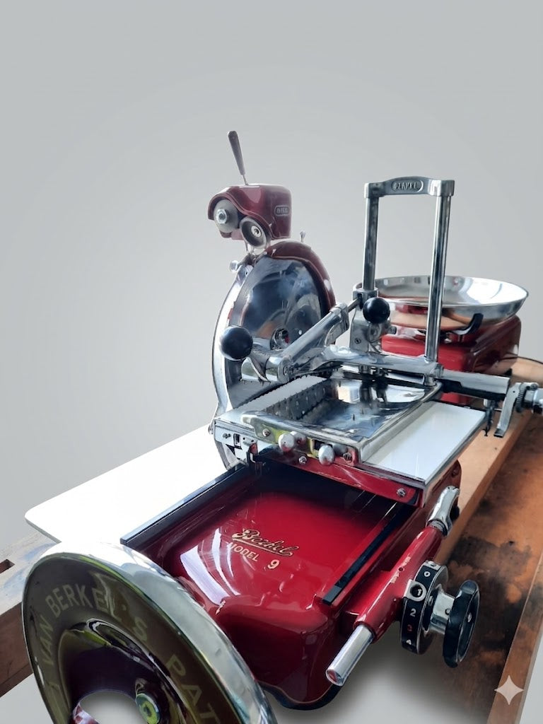 Restaurierte Schwungrad-Maschine Berkel Model 9