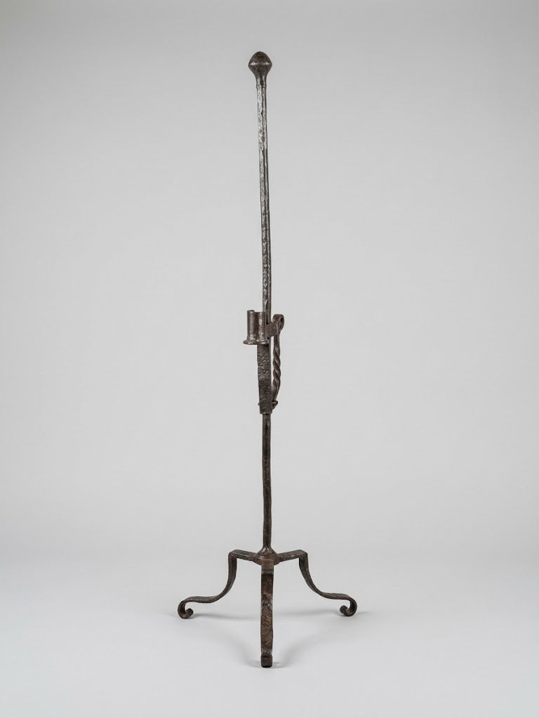 Schmiedeeisen-Standleuchter / Höhenverstellbarer Kerzen- und Kienspanhalter – Um 1700 (Barock)
