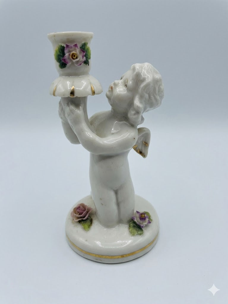 Porzellan-Leuchter: Putto von Schierholz (Plaue)