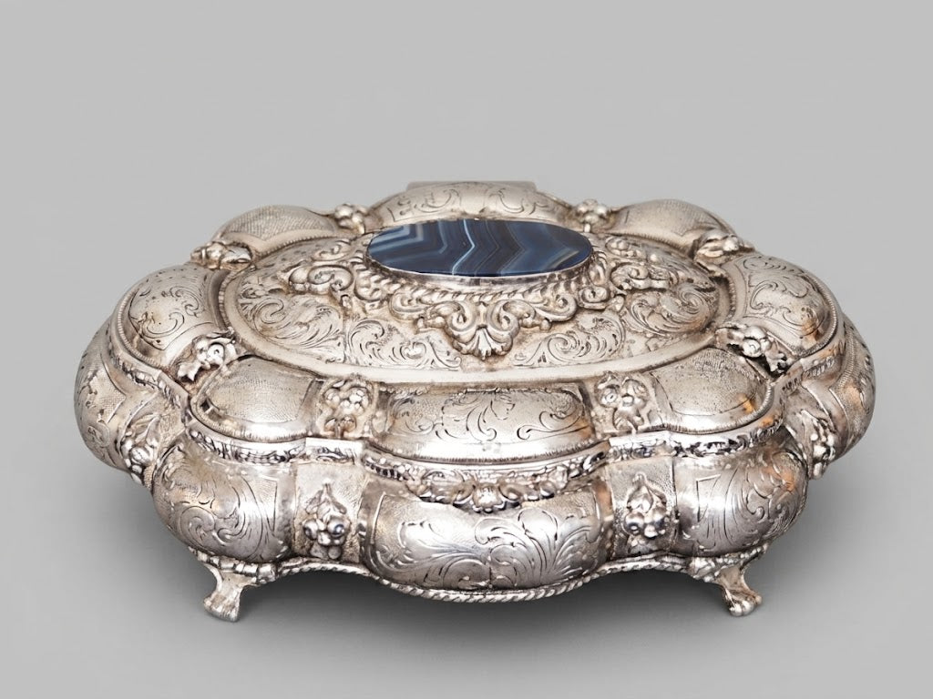 Prächtige italienische 800er Silber-Schatulle mit Achat-Besatz und Innenvergoldung