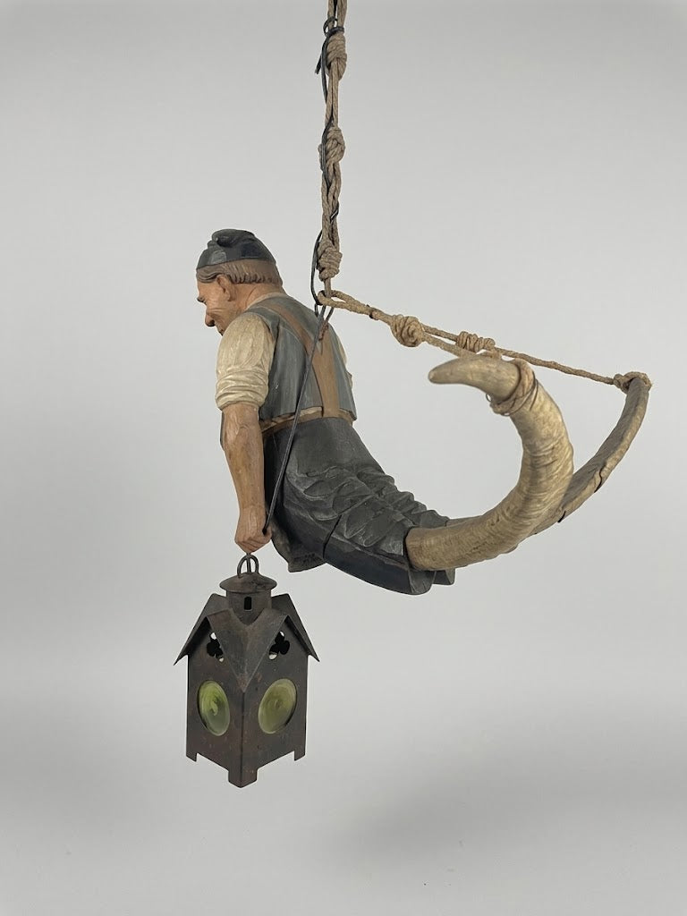 Tiroler Lustermandl „Gastwirt mit Laterne“ – Um 1880